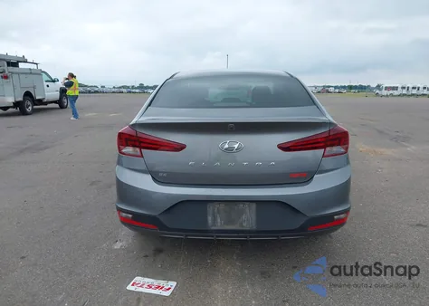 2020 Hyundai Elantra Se z USA, uszkodzony, nr VIN 5NPD74LF8LH526923